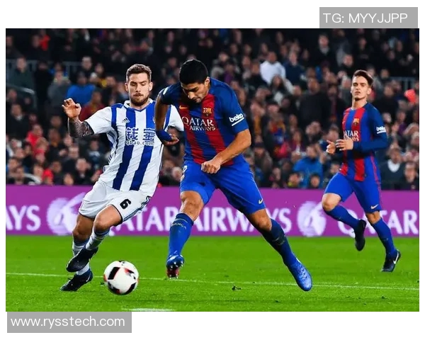 深入解析重庆足球队战术与欧冠球队的对比与启示